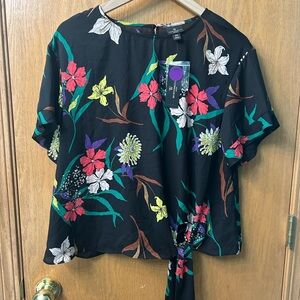 Worthington Black Short Sleeve Tie Front Relaxed Blouse